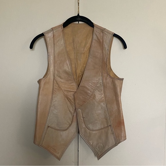 Vintage Jackets & Blazers - Vintage Italian Lambskin Leather Vest in Nude/Beige